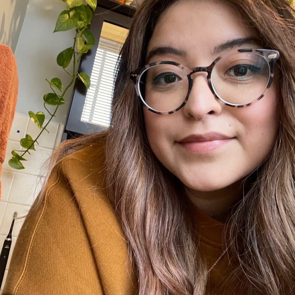 Meet your posher, Tatiana